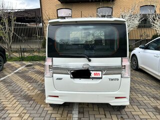 2014 Daihatsu Tanto III, серебристый, 870000 рублей, вид 2
