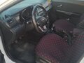 2014 Kia Rio 6-speed III, белый, 790000 рублей - вид 4