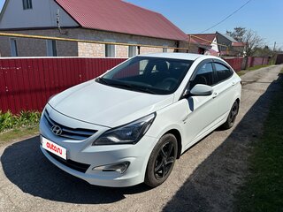 2015 Hyundai Solaris I Рестайлинг, белый, 1620000 рублей, вид 3