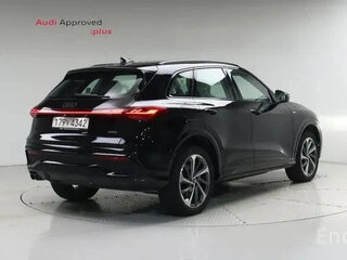 2025 Audi Q5 40 TDI III (GU), чёрный, 7480000 рублей, вид 2