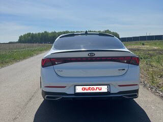2020 Kia K5 III, белый, 2640000 рублей, вид 2
