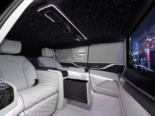 2025 Cadillac Escalade ESV V Рестайлинг, чёрный, 51000000 рублей, вид 5