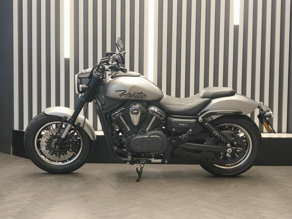 2026 QJMotor SRV 600 V2, серый, 589000 рублей - вид 5