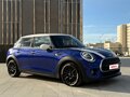 2019 Mini Hatch Cooper III (F55/F56) Рестайлинг, синий - вид 2