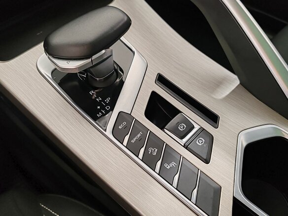 2023 Geely Coolray I, белый, 1560000 рублей - вид 17