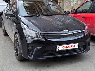 2018 Kia Rio IV, чёрный, 1350000 рублей, вид 2