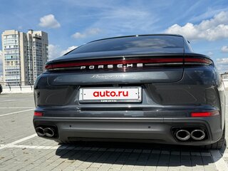 2023 Porsche Panamera 4 III, серый, 17000000 рублей, вид 3
