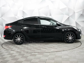 2016 Hyundai Solaris I Рестайлинг, чёрный, 775000 рублей, вид 5