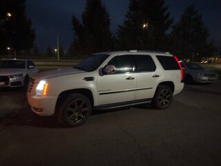 2007 Cadillac Escalade III, белый, 1300000 рублей, вид 4