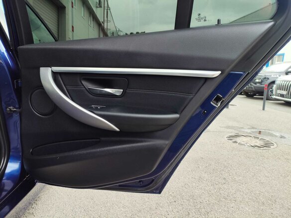 2019 BMW 3 серии 318d VI (F3x) Рестайлинг, синий, 1600000 рублей - вид 16