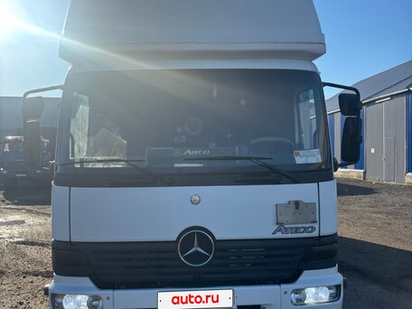 2002 Mercedes-Benz Atego, белый, 2200000 рублей, вид 5