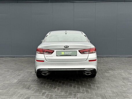2018 Kia Optima IV Рестайлинг, серый, 2120000 рублей, вид 4