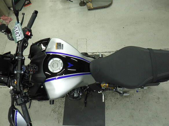 2022 Yamaha MT-09 (FZ-09), серебристый, 1175000 рублей - вид 6