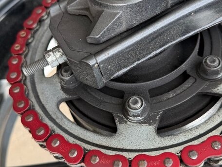 2018 Yamaha XSR700, пурпурный, 619000 рублей, вид 4