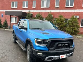2022 Ram 1500 Quad Cab V, белый, 7900000 рублей, вид 3