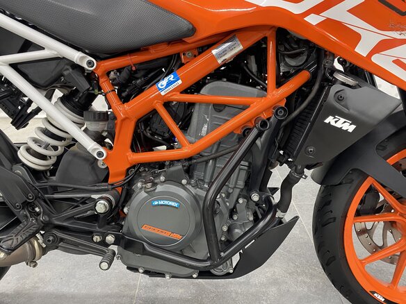 2020 KTM 390 Duke, оранжевый, 455000 рублей - вид 18