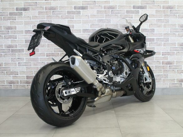 2024 BMW S 1000 RR, чёрный, 2240000 рублей - вид 5