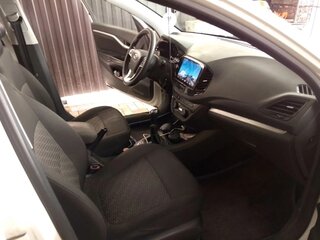 2019 Lada (ВАЗ) Vesta SW I, белый, 1350000 рублей, вид 2