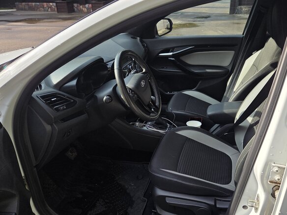 2021 Lada (ВАЗ) Vesta SW Cross I, белый, 1200000 рублей - вид 8