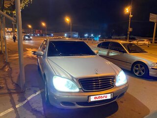 1999 Mercedes-Benz S-Класс 500 IV (W220), голубой, 630000 рублей, вид 3
