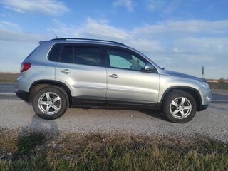 2009 Volkswagen Tiguan I, серебристый, 1000000 рублей, вид 4