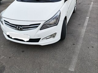 2016 Hyundai Solaris I Рестайлинг, белый, 920000 рублей, вид 2