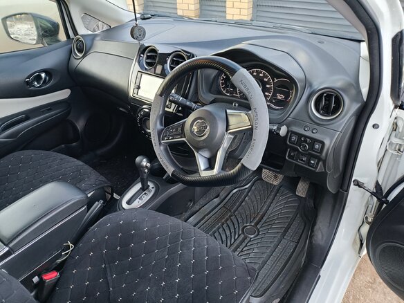 2016 Nissan Note II Рестайлинг, белый, 900000 рублей - вид 8