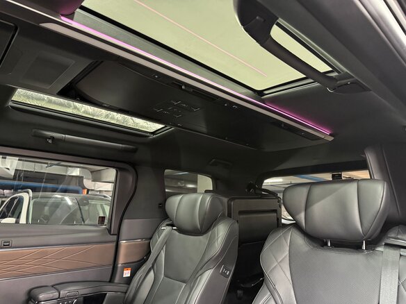 2023 Toyota Alphard IV, чёрный - вид 25