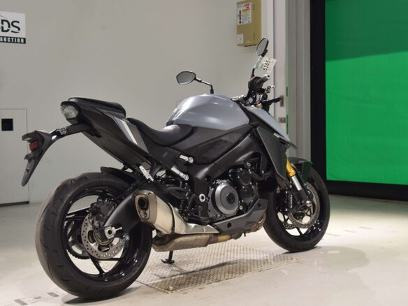 2023 Suzuki GSX-S 1000, серый, 1100000 рублей - вид 4