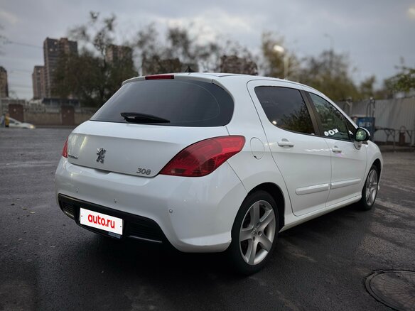 2008 Peugeot 308 I, белый, 449000 рублей - вид 5