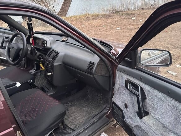 1999 Lada (ВАЗ) 2110, красный, 230000 рублей - вид 10