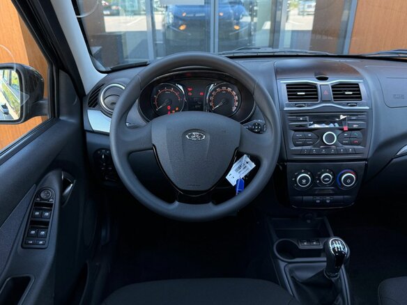 2026 Lada (ВАЗ) Granta I Рестайлинг, чёрный - вид 15