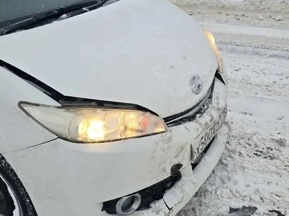 2014 Toyota Wish II Рестайлинг, белый - вид 29