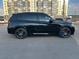 2017 BMW X5 25d III (F15), чёрный, 3400000 рублей, вид 4