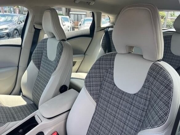 2020 Volvo V40 II Рестайлинг, синий - вид 12