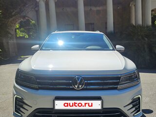 2020 Volkswagen Tiguan L II (China Market), белый, 3280000 рублей, вид 2