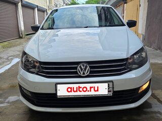 2018 Volkswagen Polo V Рестайлинг, белый, 1100000 рублей, вид 2