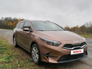 2021 Kia Ceed III Рестайлинг, коричневый, 2100000 рублей, вид 2