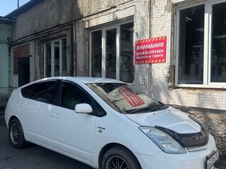 2010 Toyota Prius JDM II Рестайлинг (XW20), белый, 1000000 рублей, вид 2