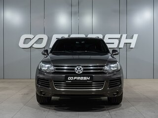 2012 Volkswagen Touareg II, серый, 2439000 рублей, вид 3