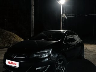 2013 Opel Astra J Рестайлинг, чёрный, 549000 рублей, вид 1