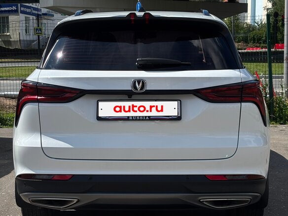 2022 Changan CS75 Plus I Рестайлинг, белый, 1900000 рублей - вид 3