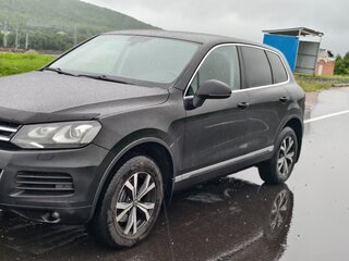 2010 Volkswagen Touareg II, чёрный, 1800000 рублей, вид 1