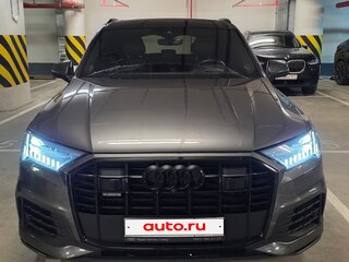 2021 Audi Q7 45 TDI II (4M) Рестайлинг, серый, 7790000 рублей, вид 1