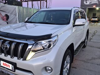2015 Toyota Land Cruiser Prado 150 Series Рестайлинг 1, белый, 3500000 рублей, вид 2