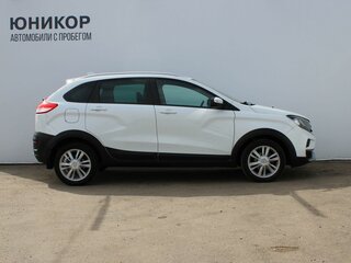 2019 Lada (ВАЗ) XRAY Cross I, белый, 719000 рублей, вид 4