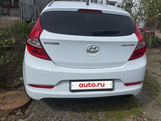 2015 Hyundai Solaris I Рестайлинг, белый, 1050000 рублей, вид 2