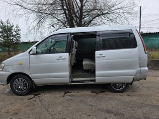 1999 Toyota Town Ace Noah III, серый, 390000 рублей, вид 5