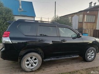 2010 Toyota Land Cruiser Prado 150 Series, чёрный, 2850000 рублей, вид 4