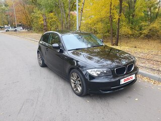 2011 BMW 1 серии 116i I (E81/E82/E87/E88) Рестайлинг, чёрный, 900000 рублей, вид 4